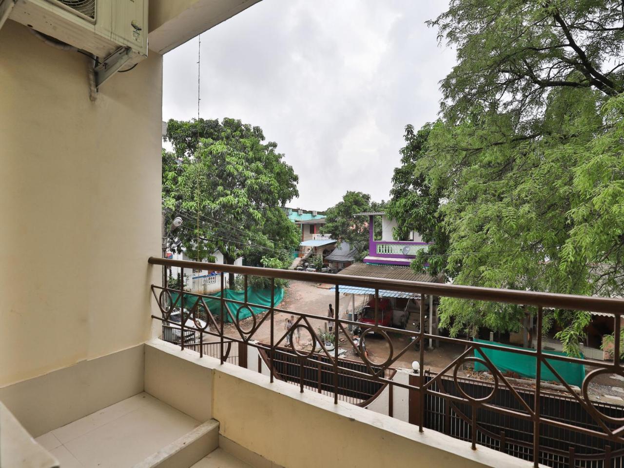 Hotel Ambica Daman Exterior foto